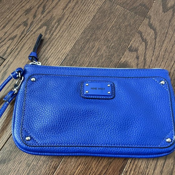 Nine West Colbalt Blue Wrsitlet - Picture 1 of 4